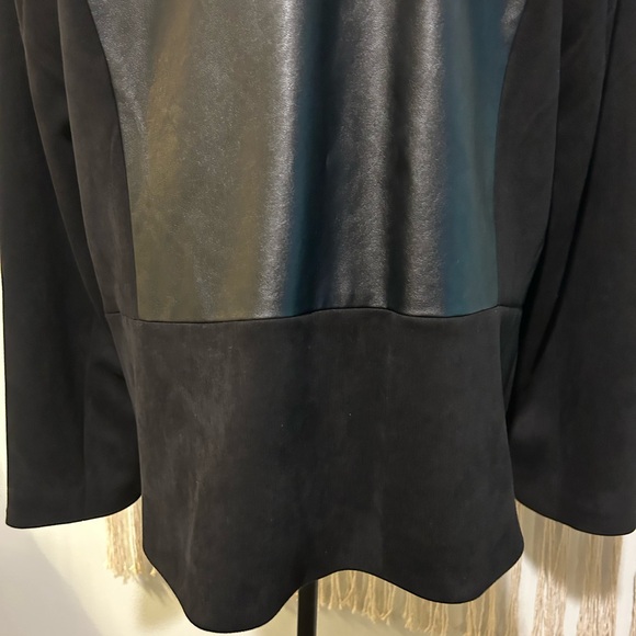 Belle by Kim Gravel Women's Black Leather Jacket - Picture 9 of 12